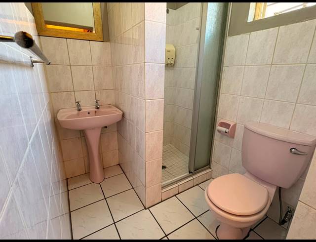 5 BEDROOM HOUSE FOR SALE IN SASOLBURG EXT 4